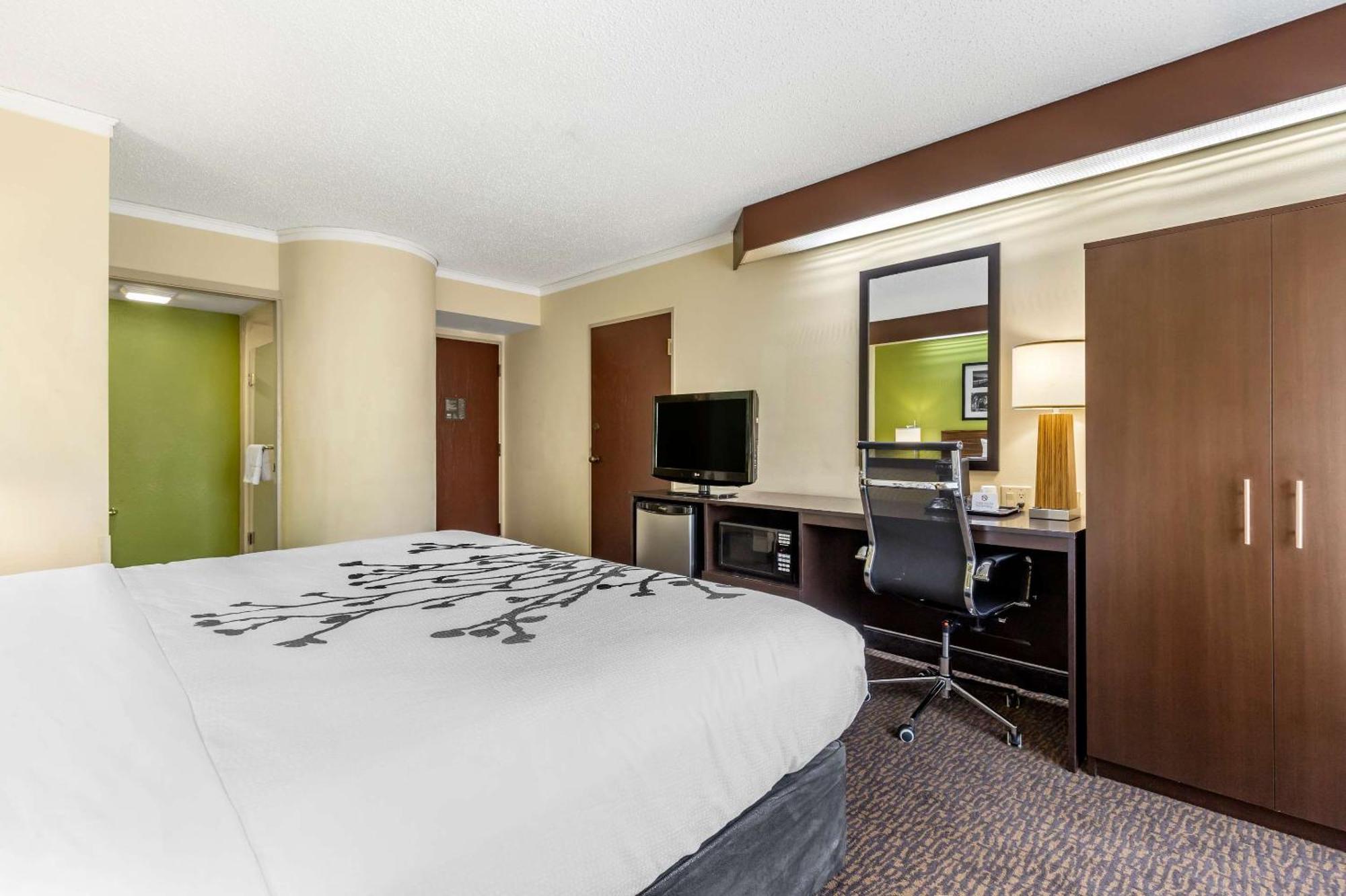 Sleep Inn Matthews-Charlotte Exterior photo